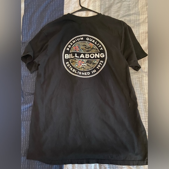 Billabong Tee - Picture 2 of 6